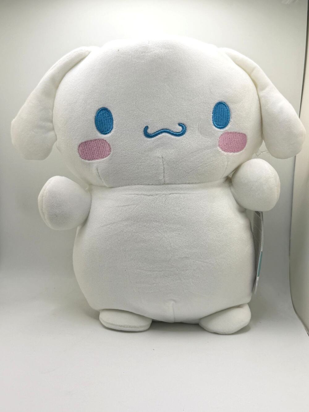 HugMees By Squishmallows Cinnamoroll Hello Kitty & Friends Plush 8in NWT
